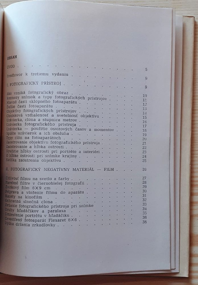 Škola fotografie pre začiatočníkov / Redakcia fotografickej a filmovej literatúry