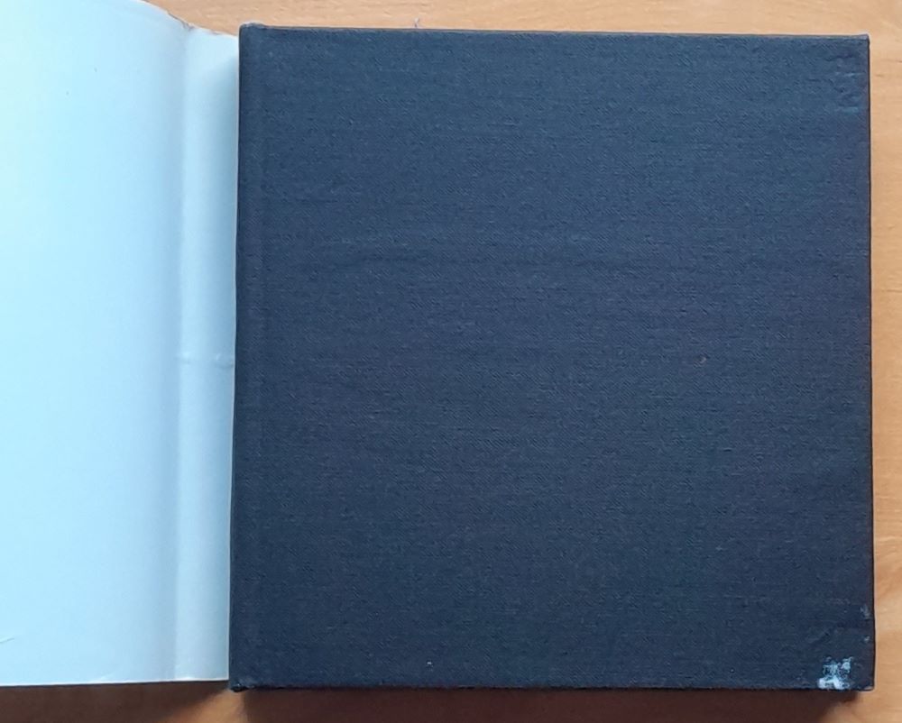 Píseň o bílém oblaku / Klub přátel poezie