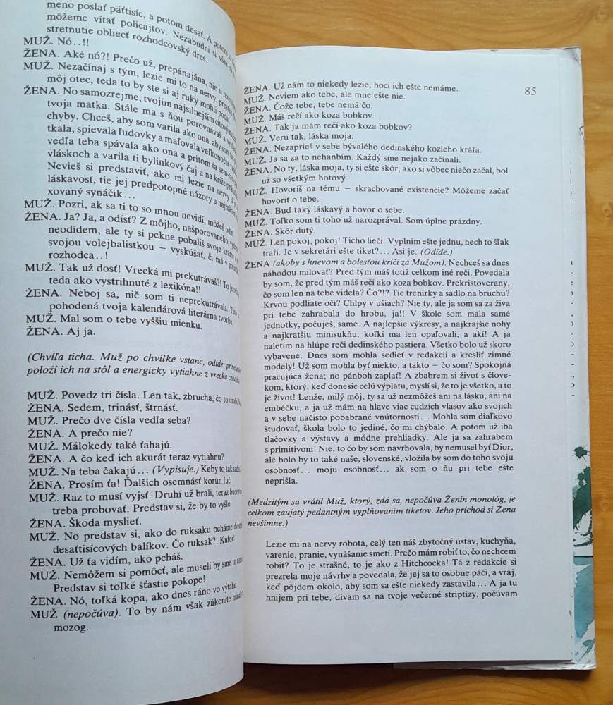 Radošinské naivné divadlo
