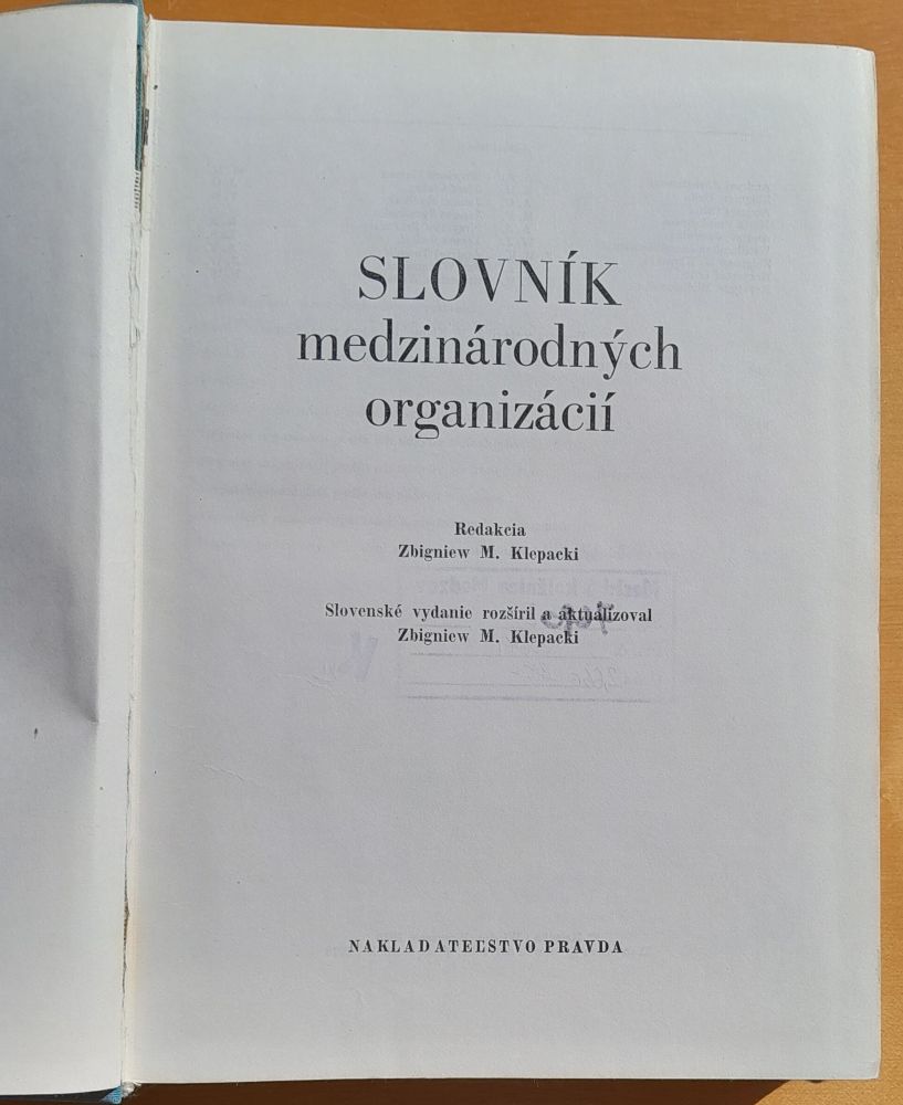 Slovník medzinárodných organizácií