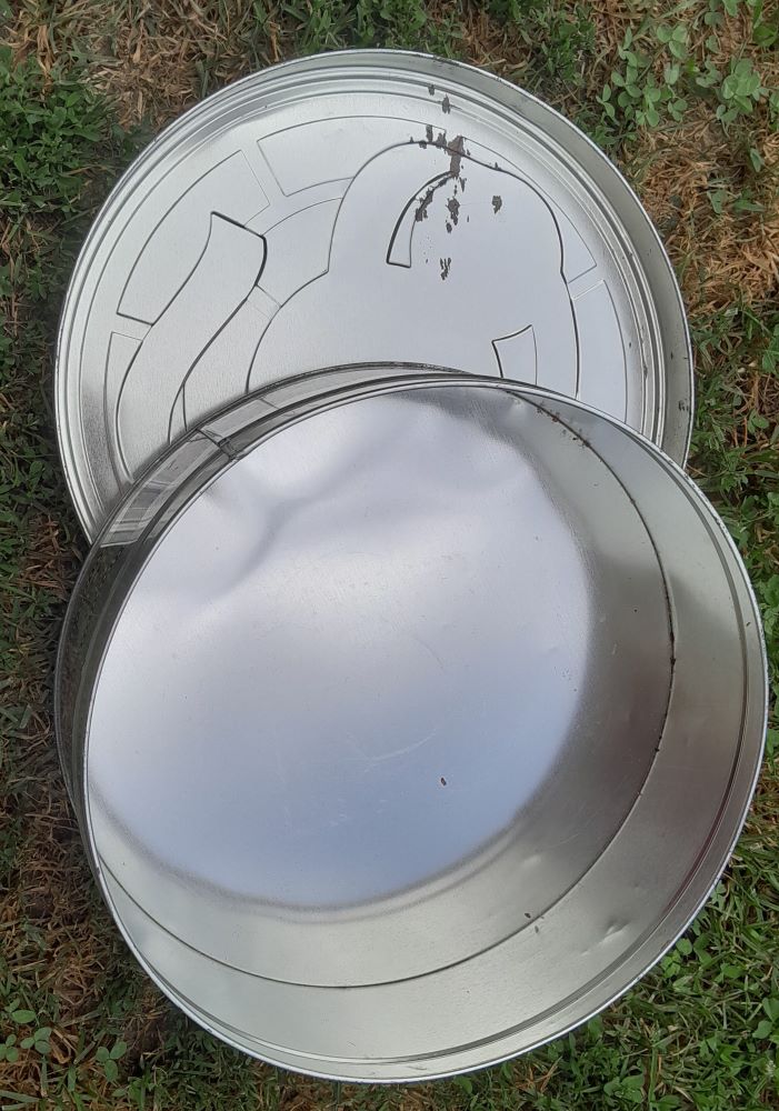 Plechový box Disney The Big Quiz pre deti na uskladnenie spoločenských hier