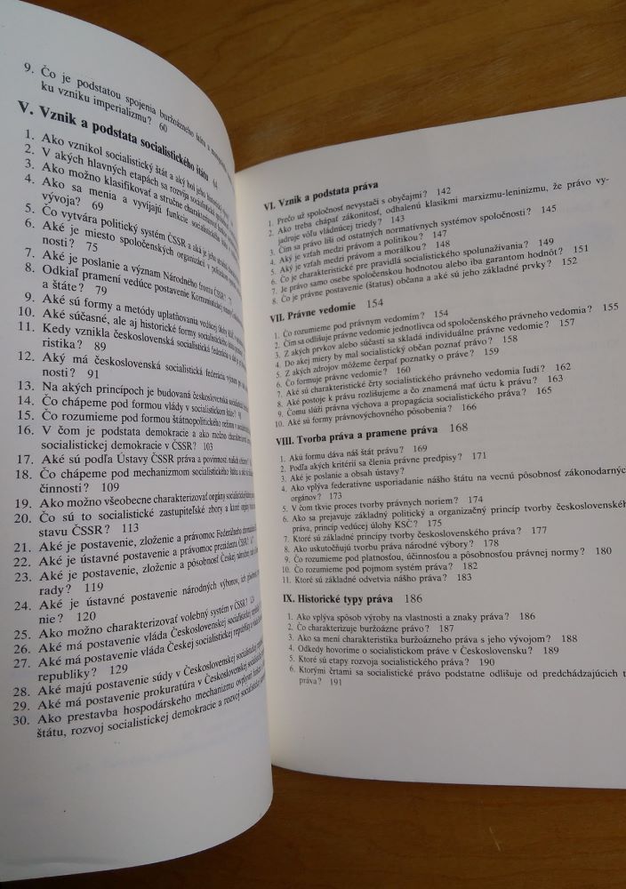 Štát a právo v otázkach a odpovediach