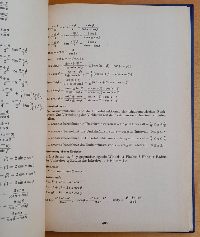 Siebenstellige logarithmische und trigonometrische Tafeln