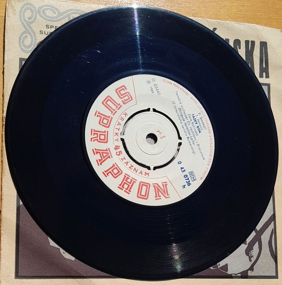 Zora Kolínska, LP platňa, single play