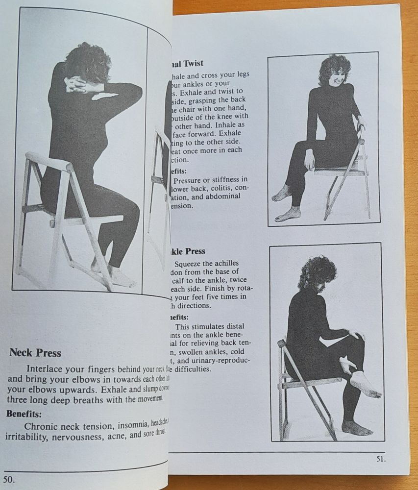 The Bum Back Book  (Kniha Zadok a chrbát)