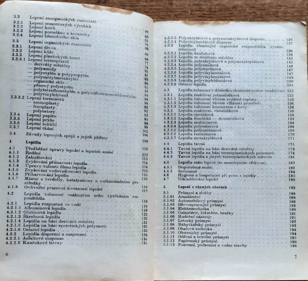 Práce s lepidly a tmely