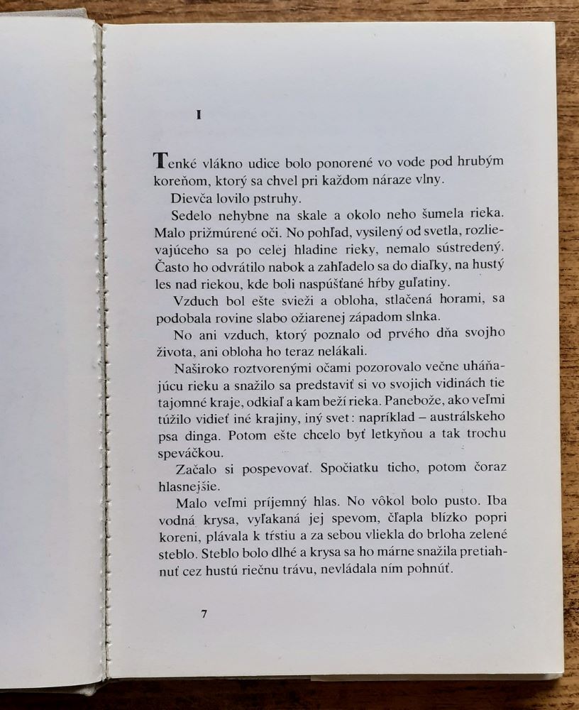 Divý pes Dingo / Klub mladých čitateľov