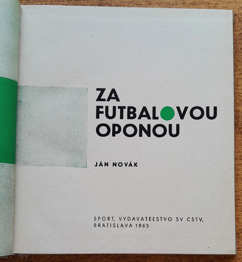 Za futbalovou oponou / Cesty Slovana