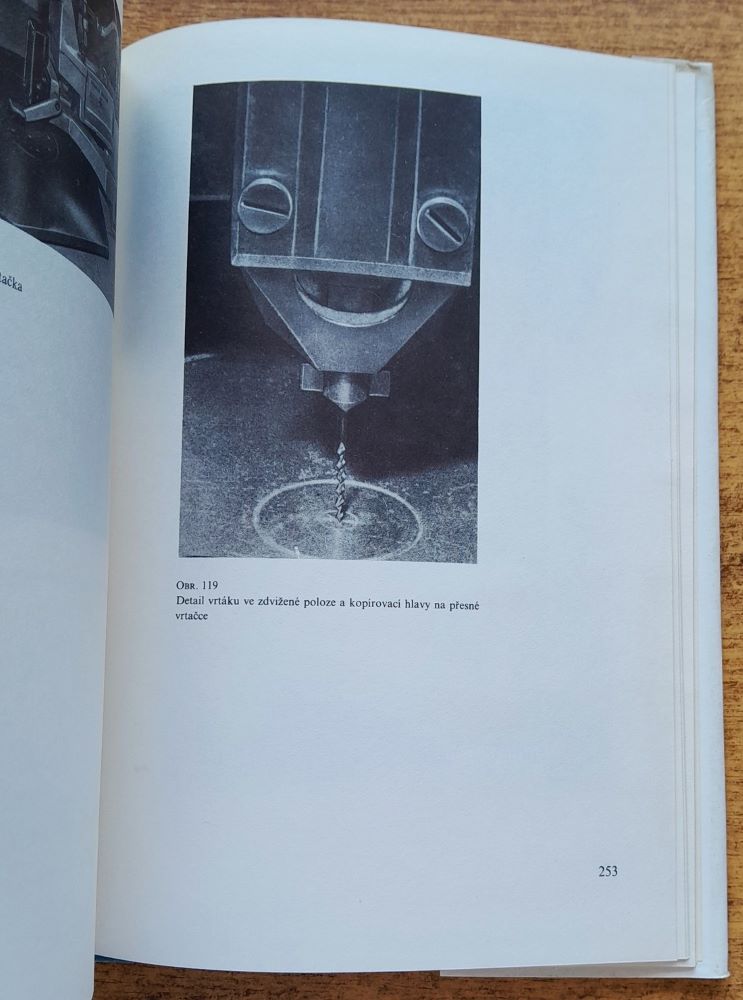 Plošné spoje pro mikroelektroniku