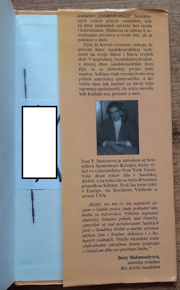 Život pod závojom / Pravdivý príbeh o živote žien v Saudskej Arábii