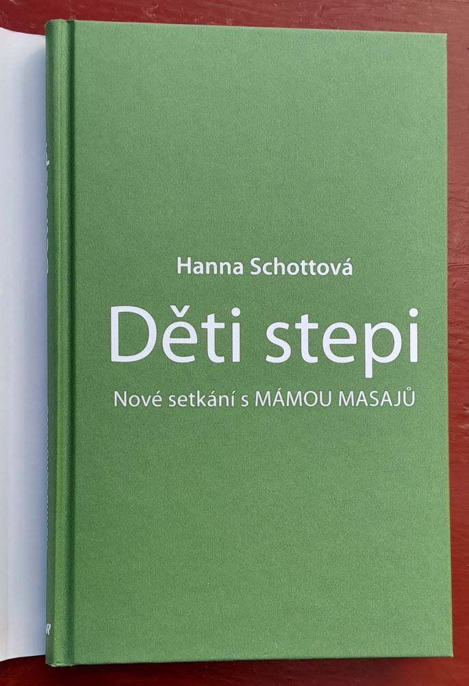 Děti stepi / Nové setkání s Mámou Masajú