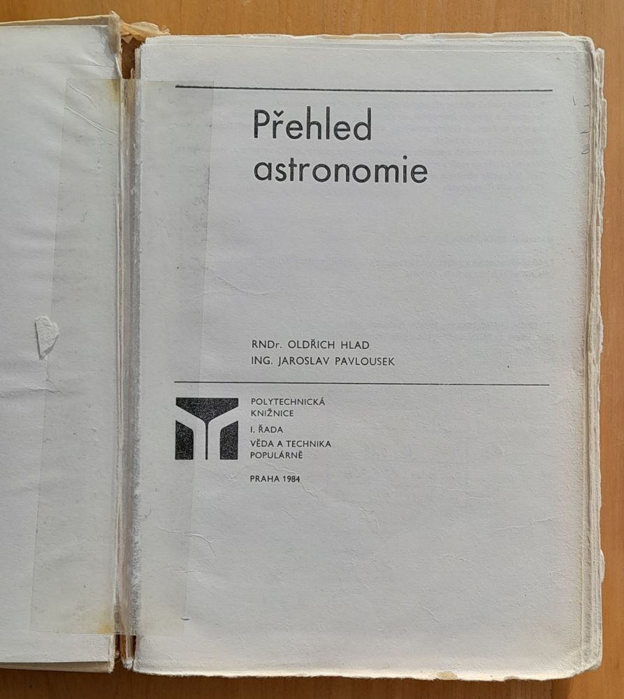 Přehled astronomie / Polytechnická knižnice