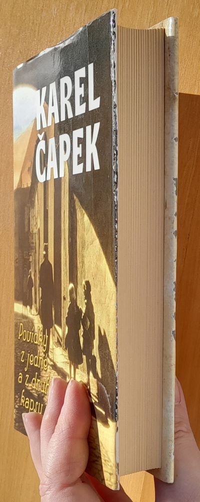 Povídky z jedné a z druhé kapsy