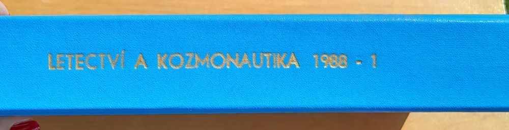 Letectví + kosmonautika / 1988