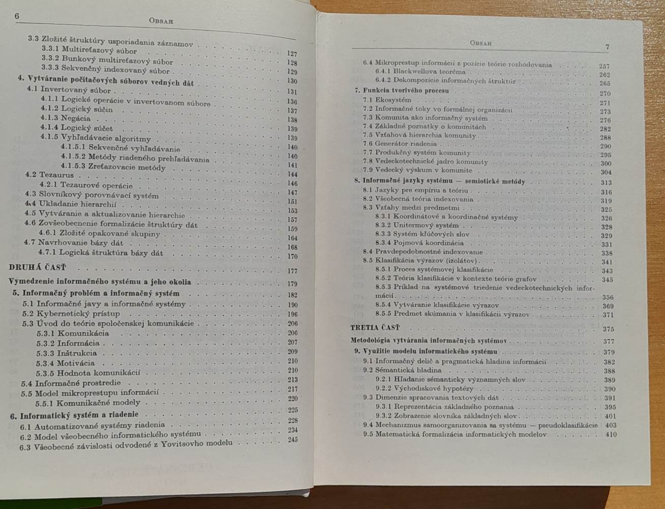 Informačné systémy vo vede, technike a ekonomike / Edícia Ekonomickej literatúry