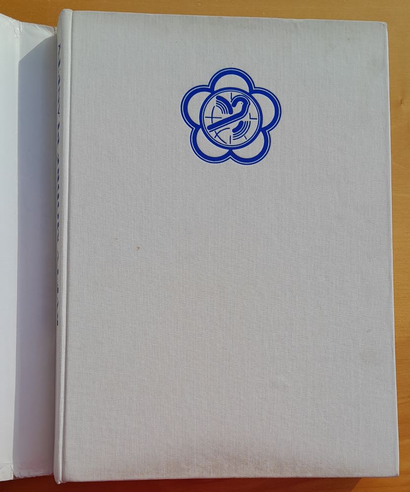 Květy modré planety