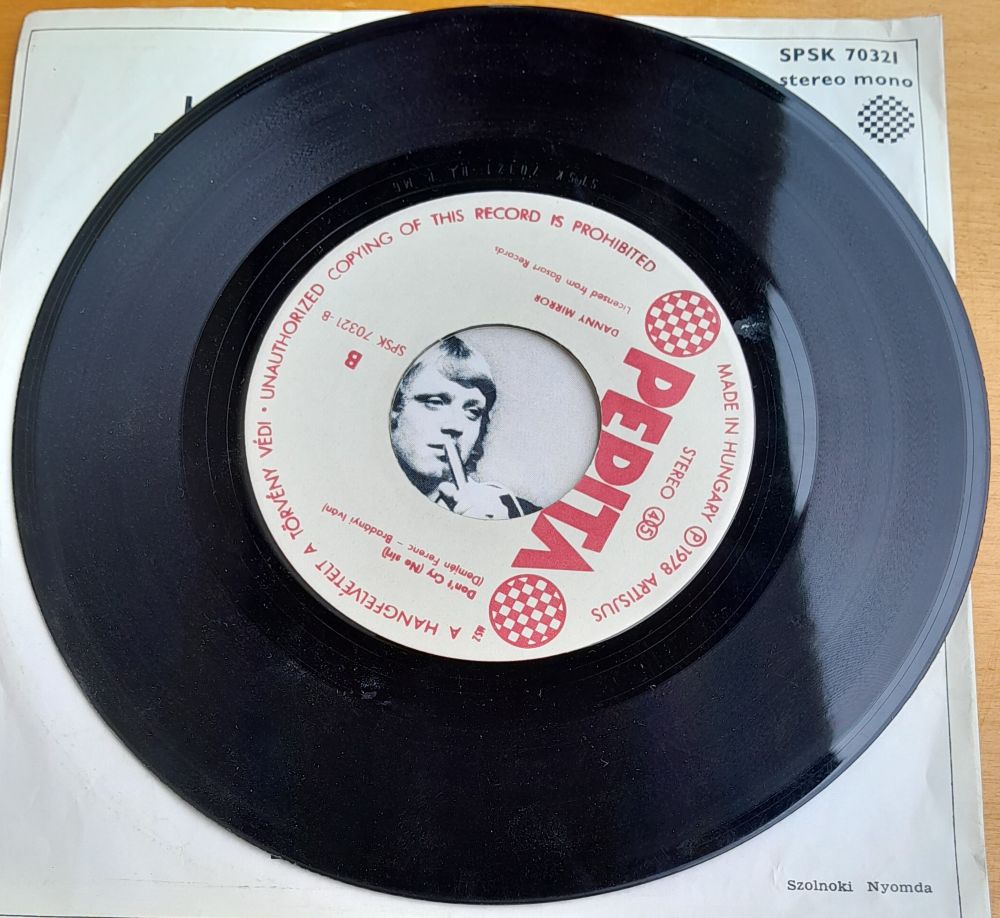 Danny Mirror, LP platňa