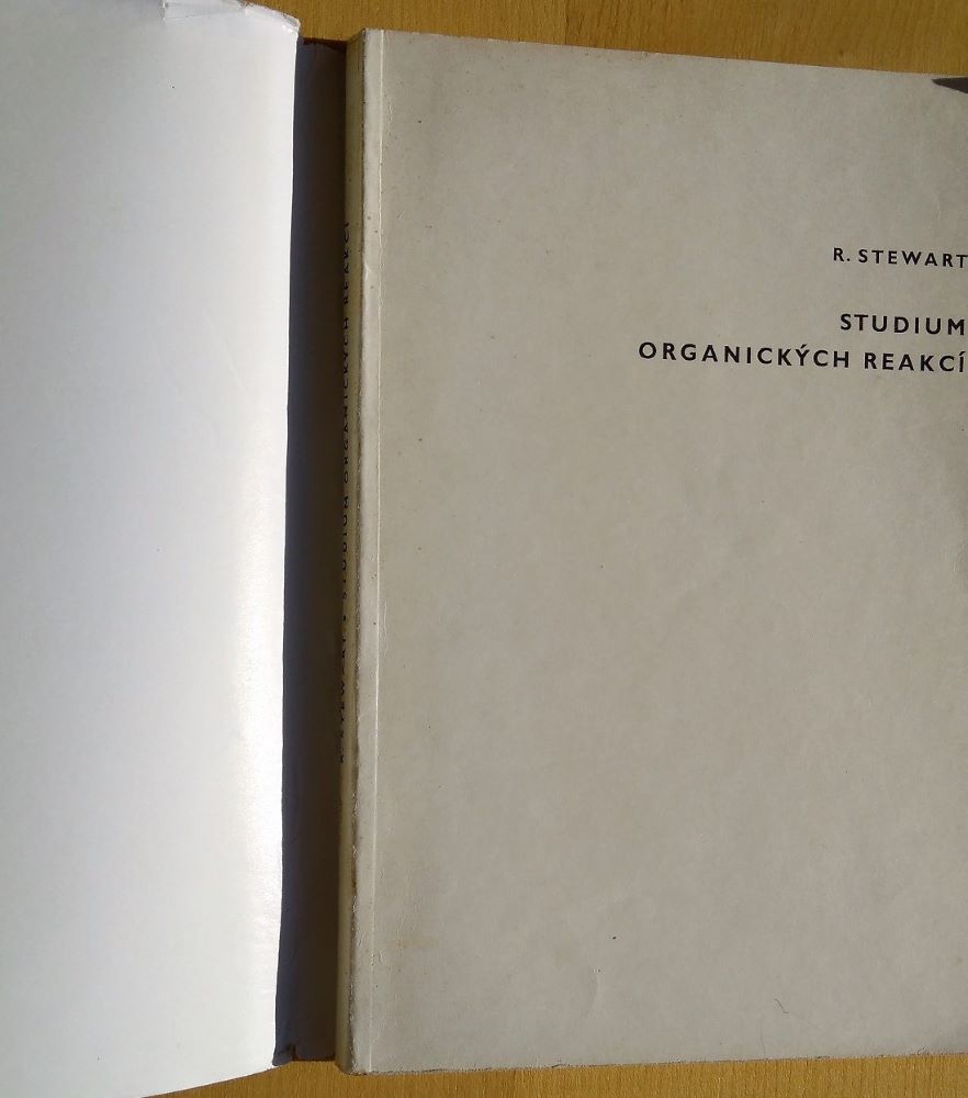 Studium organických reakcí