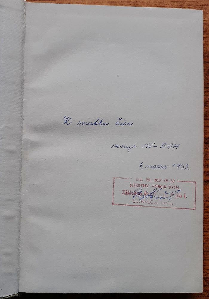 Svätá tma / 1. diel a fragment 2. dielu