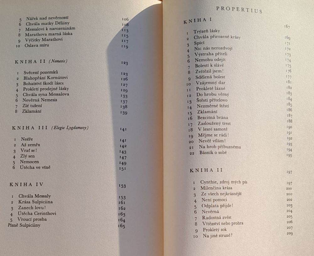 Triumvirové lásky / Katullus / Tibullus / Propertius