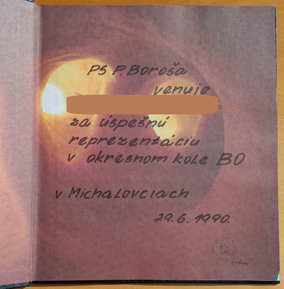 Ako sa nepoznáme / Objavná cesta s fotografickým aparátom do nášho tela