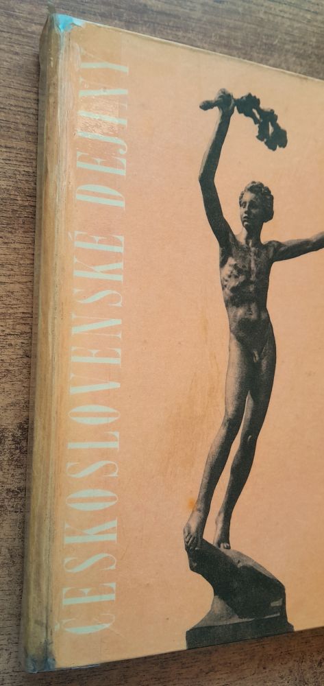 Československé dejiny / Učebnica dejepisu pre 2. a 3. ročník SVŠ a pre 2. ročník SOŠ