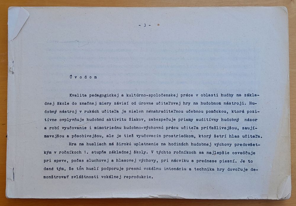 Učebný text, piesne 1.- 4. ročníka ZŠ s notovými predlohami a transpozíciami pre husle