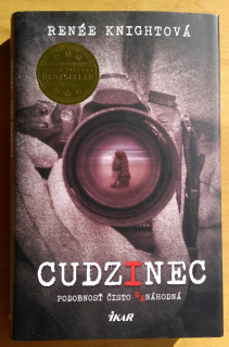 Cudzinec / Podobnosť čisto nenáhodná