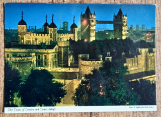 Anglicko - The Tower of London and Tower Bridge