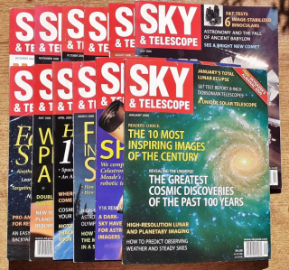 Sky & Telescope 2000 / 1 - 12