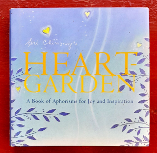Heart garden / A Book of Aphorisms for Joy and Inspiration / Kniha aforizmov pre radosť a inšpiráciu