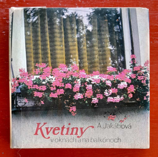 Kvetiny v oknách a na balkónoch / Rastlinná výroba