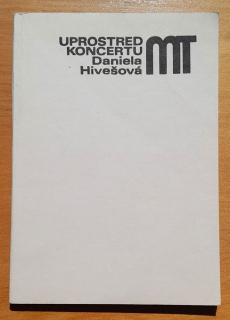 Uprostred koncertu / Mladá tvorba