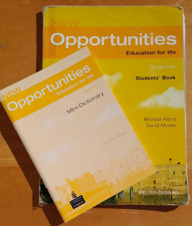 New Opportunities / Education for life / Beginner / Students Book + Mini Dictionary