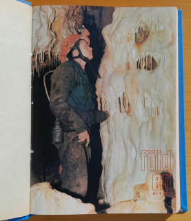 Fold és ég / Mesačník 1987 (Zem a obloha)