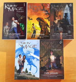 Knihy magie / 1. Pozvání / 2. Pouta / 4. Následky / 5. Zakletá země / 6. Zúčtování