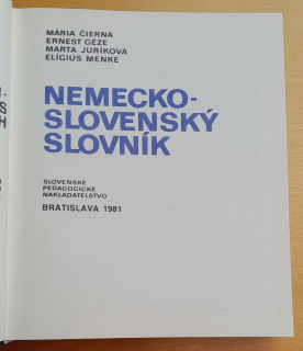 Nemecko-slovenský slovník / Deutsch-slowakisches Worterbuch