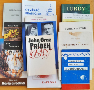 Balíček náboženských kníh - modlitby a úvahy - vhodné ako darček.